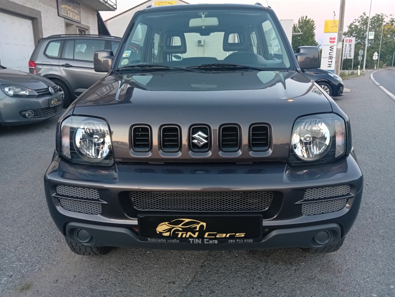 Suzuki Jimny 1,3 JLX 4*4 mod.2011 - 144 TKM/ 1.VLASNIK/ KUKA/ SERVISNA, pogled izvana - slika 2