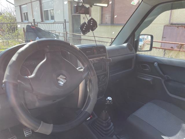 Suzuki Jimny 1,3 JLX, fotografija 7