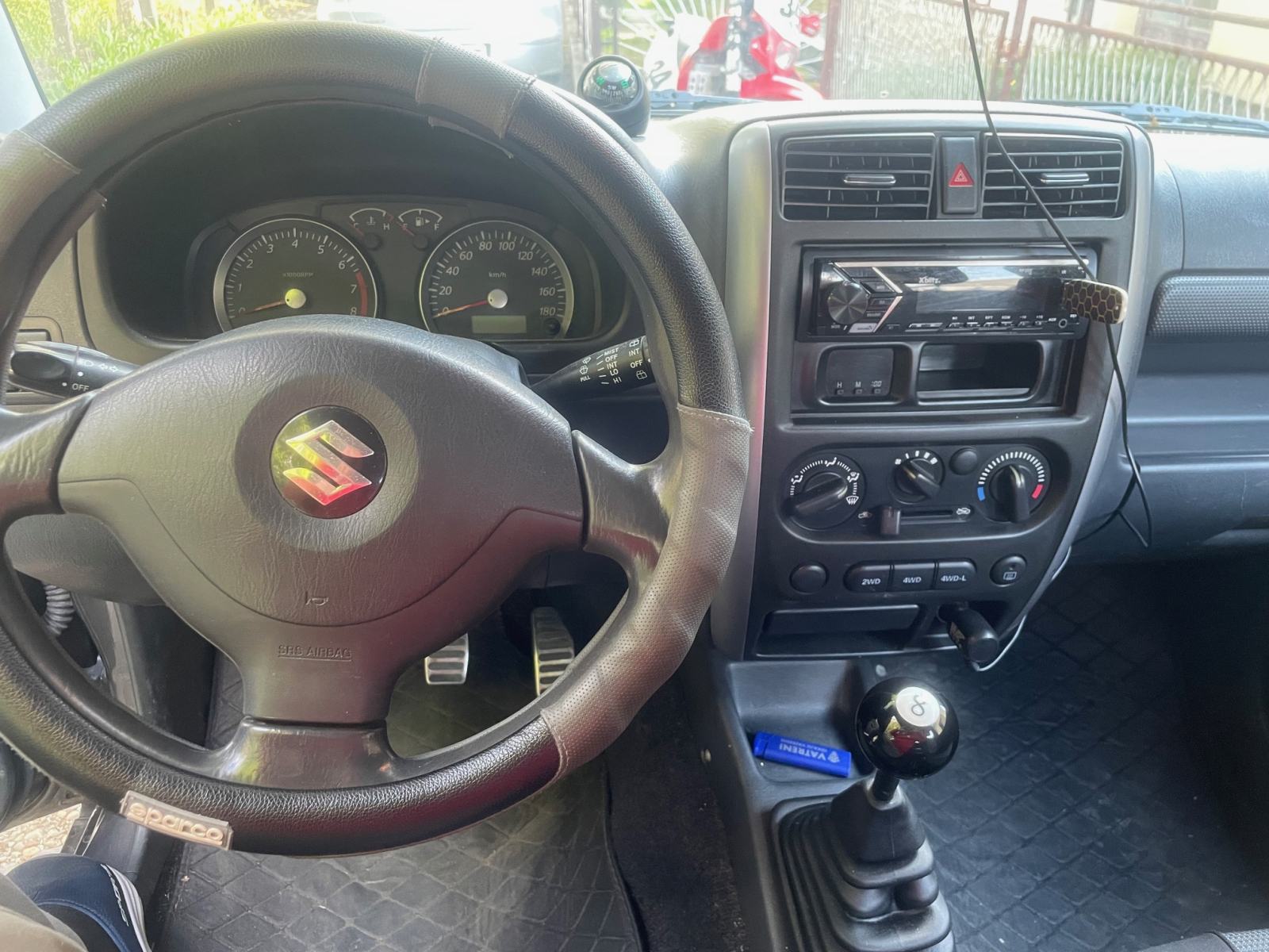 Suzuki Jimny 1,3 JLX, fotografija 13