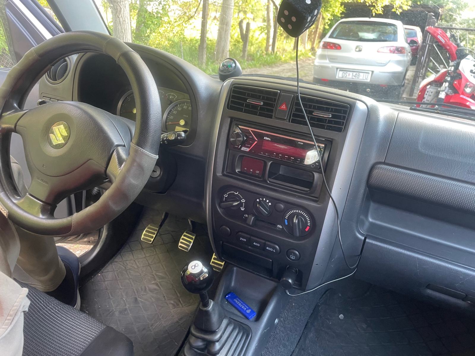 Suzuki Jimny 1,3 JLX, fotografija 14