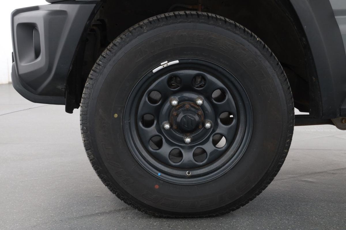 Suzuki Jimny 1.5 ALLGRIP AUTOMATIK 4-SJEDALA GRIJ.SIC. 1.VL. KLIMA, fotografija 6