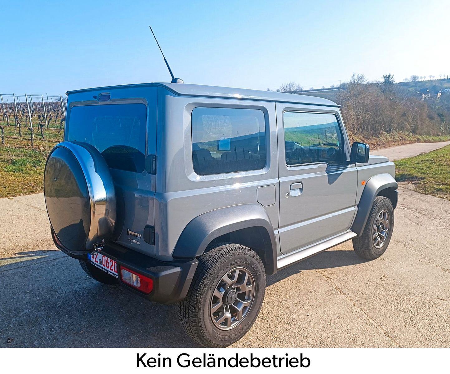 Suzuki Jimny 1.5 ALLGRIP Comfort Plus NAVI LED MODEL 2020 1.VL. 4-SJED, fotografija 4