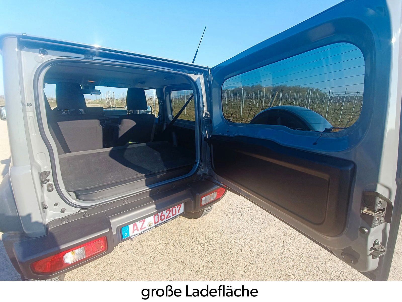 Suzuki Jimny 1.5 ALLGRIP Comfort Plus NAVI LED MODEL 2020 1.VL. 4-SJED, fotografija 16