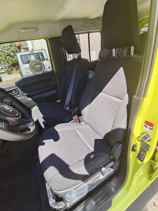 Suzuki Jimny 4x4 automatik (više vozila na lageru), fotografija 8
