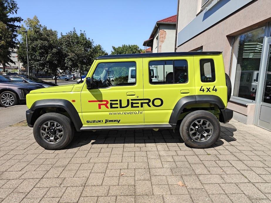 Suzuki Jimny 4x4 automatik (više vozila na lageru), fotografija 3
