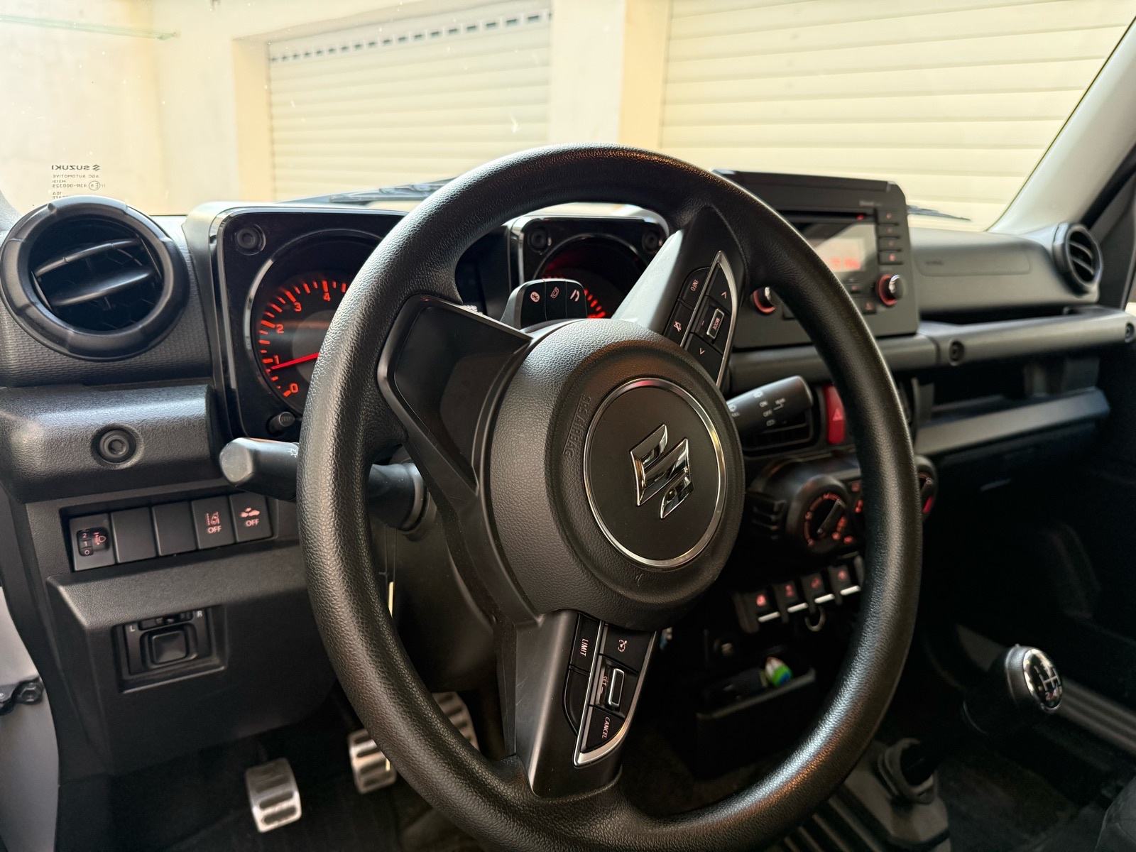Suzuki Jimny Jimny 1.5 GL, fotografija 2