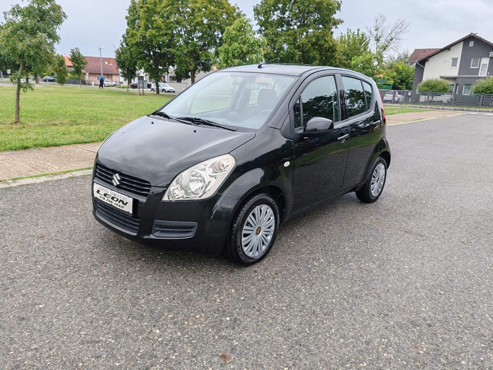 Suzuki Splash 1,0 , 2008 g, 113000 km KARTICE, fotografija 1