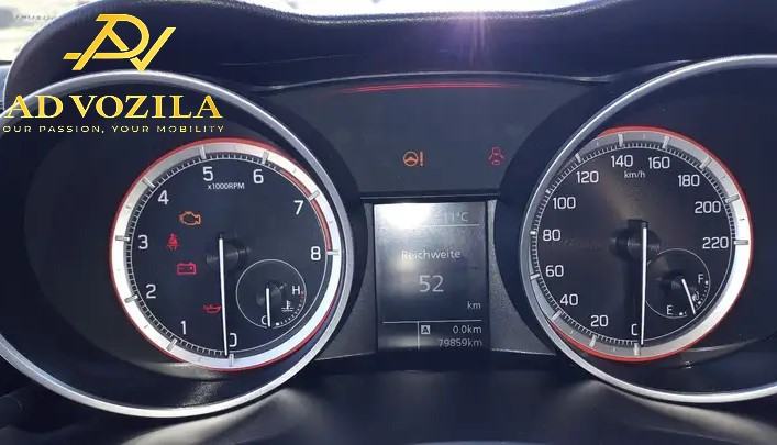 Suzuki Swift 1,2 Club,Bluetooth.Usb,LED €12.990 do reg.!, fotografija 5