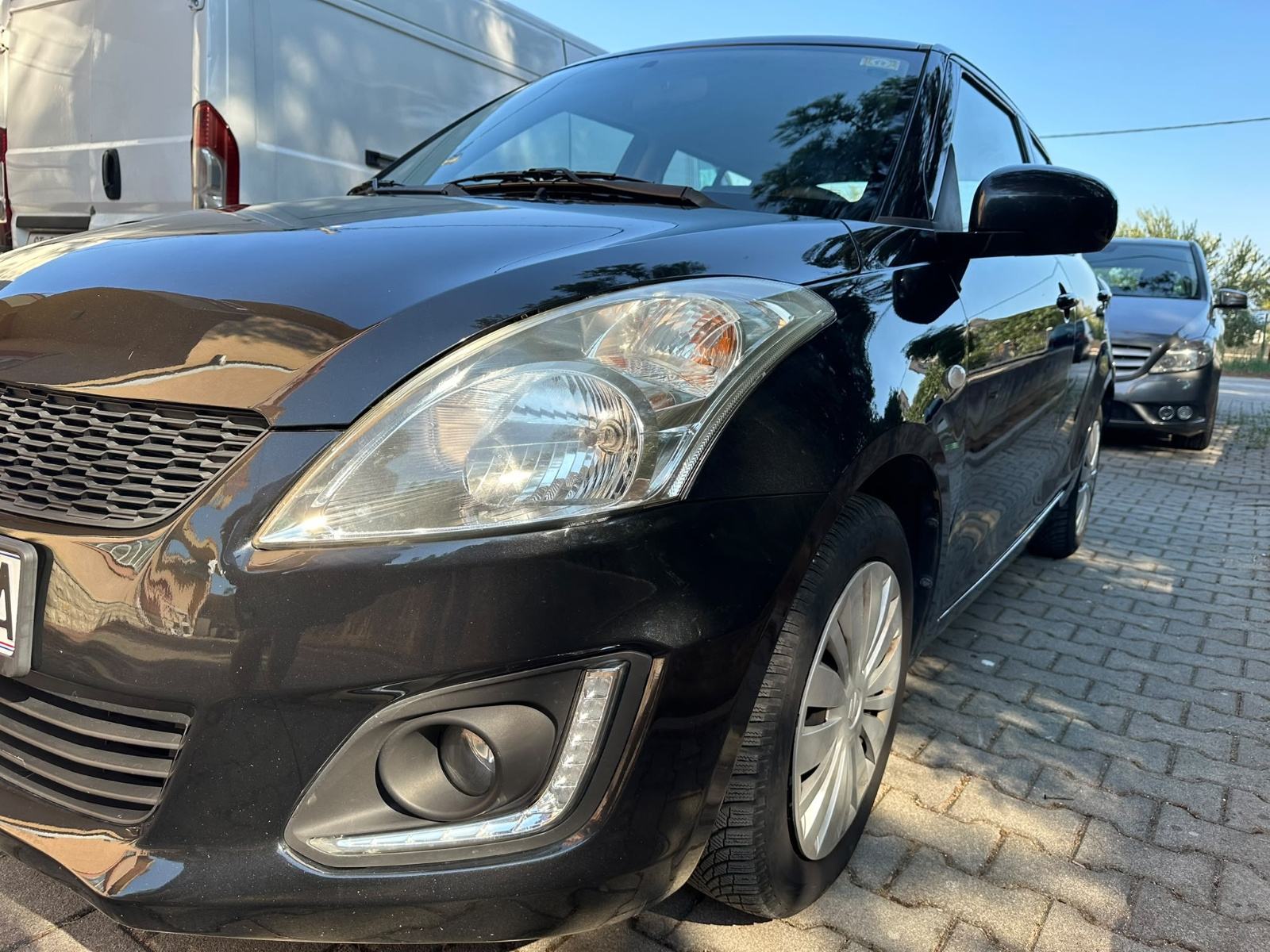 Suzuki Swift 1,2 GA AC, fotografija 3