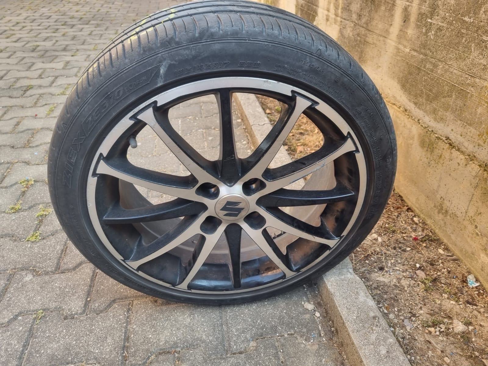 Suzuki Swift 1,2 GA AC, fotografija 15