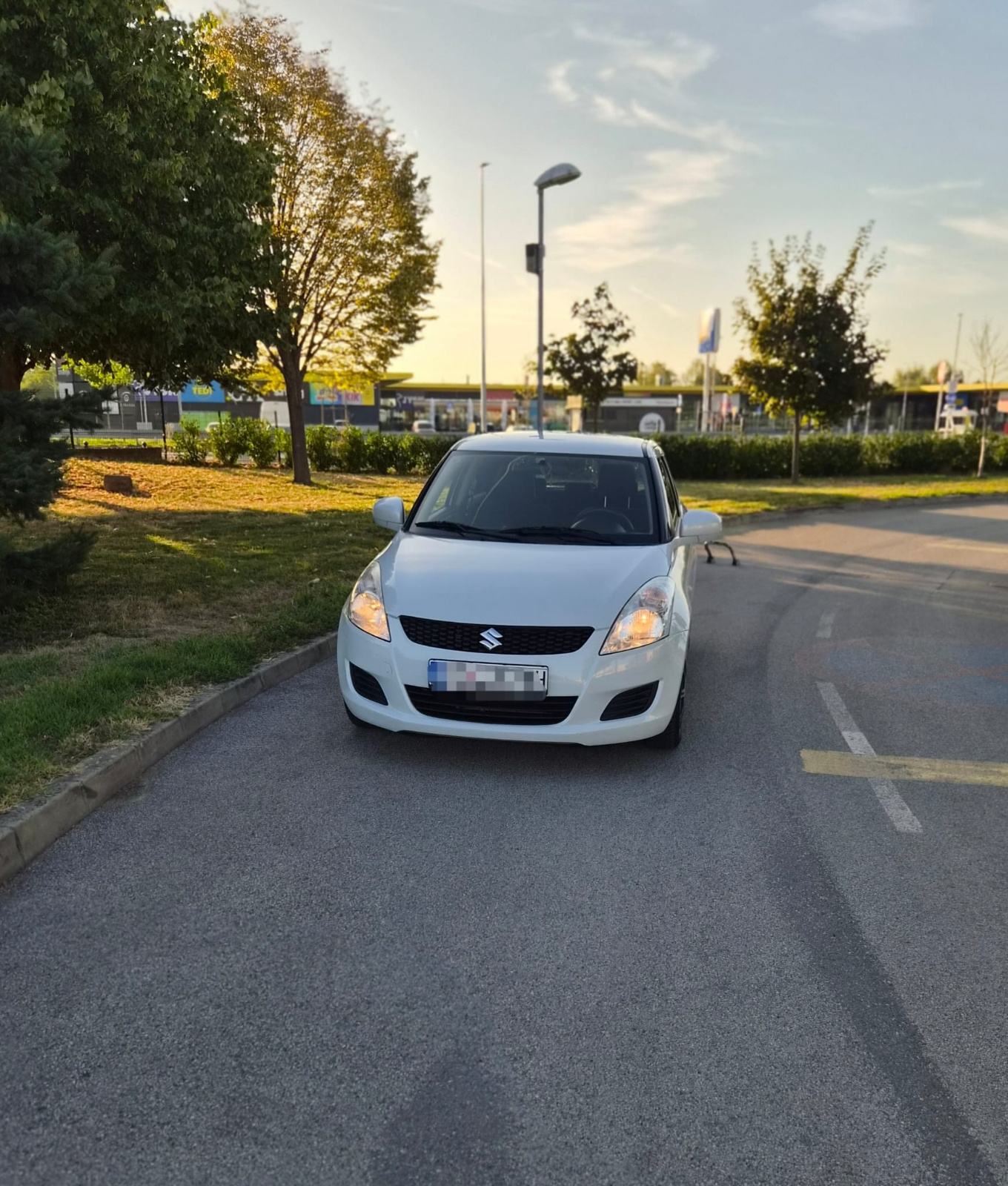 Suzuki Swift 1,2 GLX AC 95ks, fotografija 3