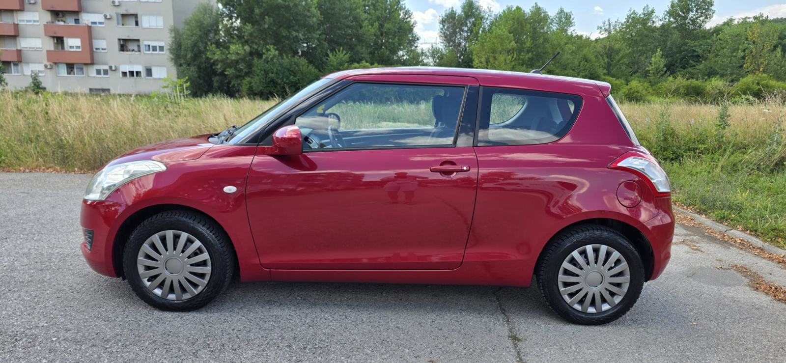Suzuki Swift 1,2 GLX reg. do 03/27, Super stanje, fotografija 3