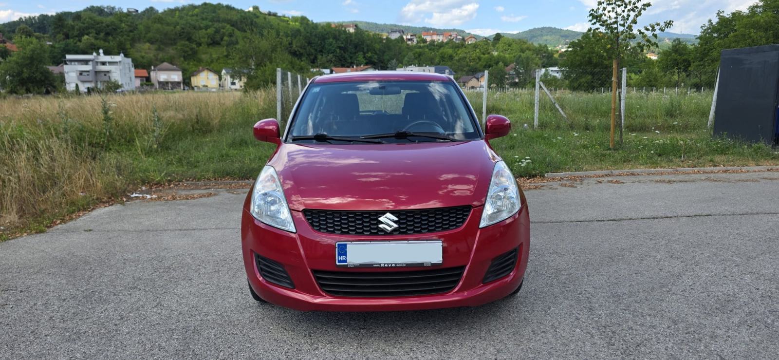 Suzuki Swift 1,2 GLX reg. do 03/27, Super stanje, fotografija 7