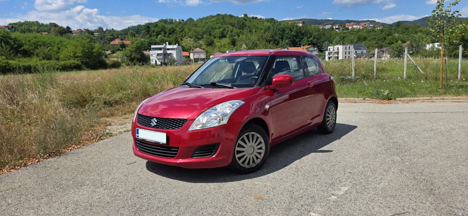 Suzuki Swift 1,2 GLX reg. do 03/27, Super stanje, fotografija 2
