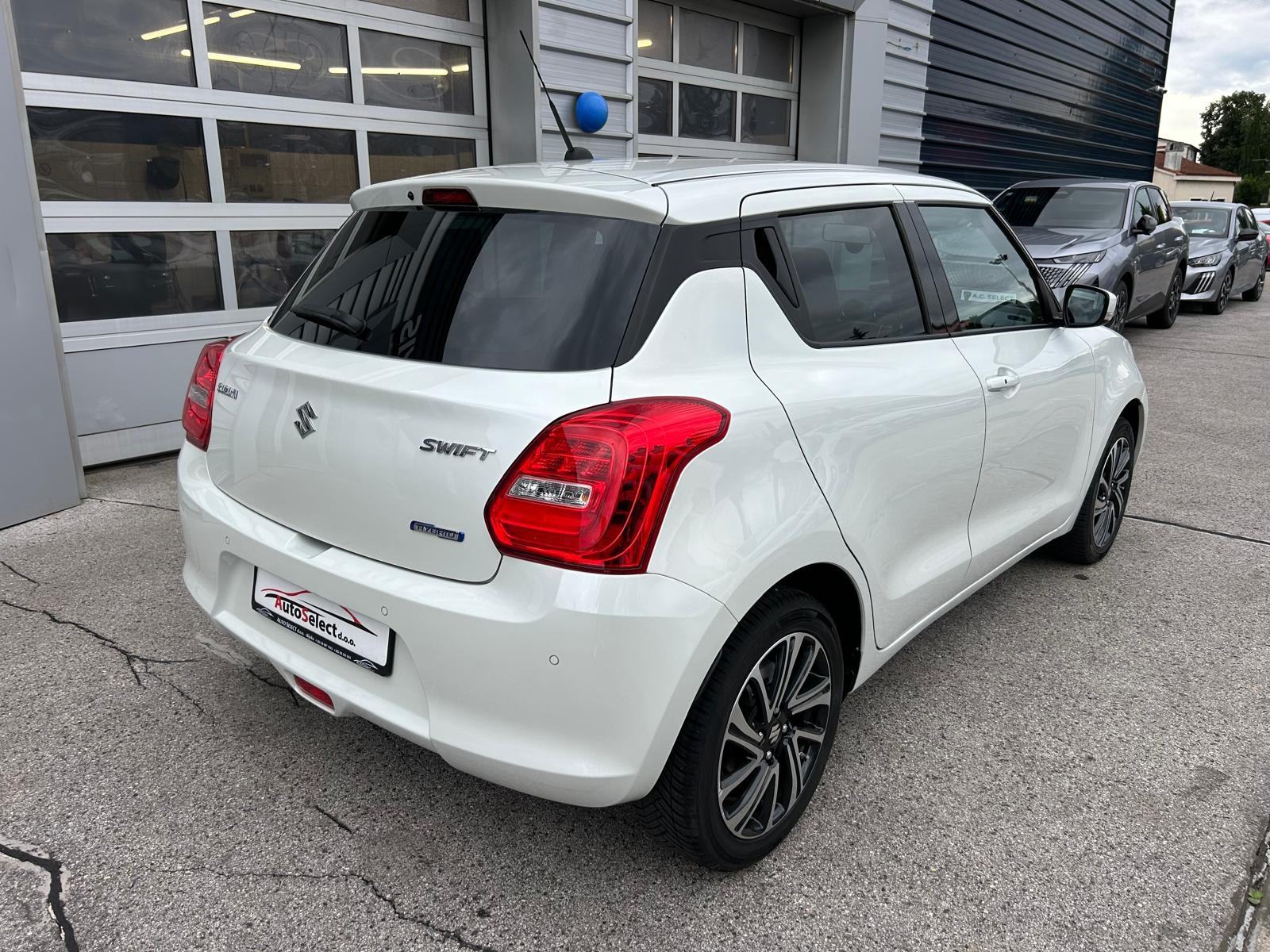 Suzuki Swift 1,2 HYBRID - 2023 - 20.000km - LED - GARANCIJA - REG1GOD, fotografija 6