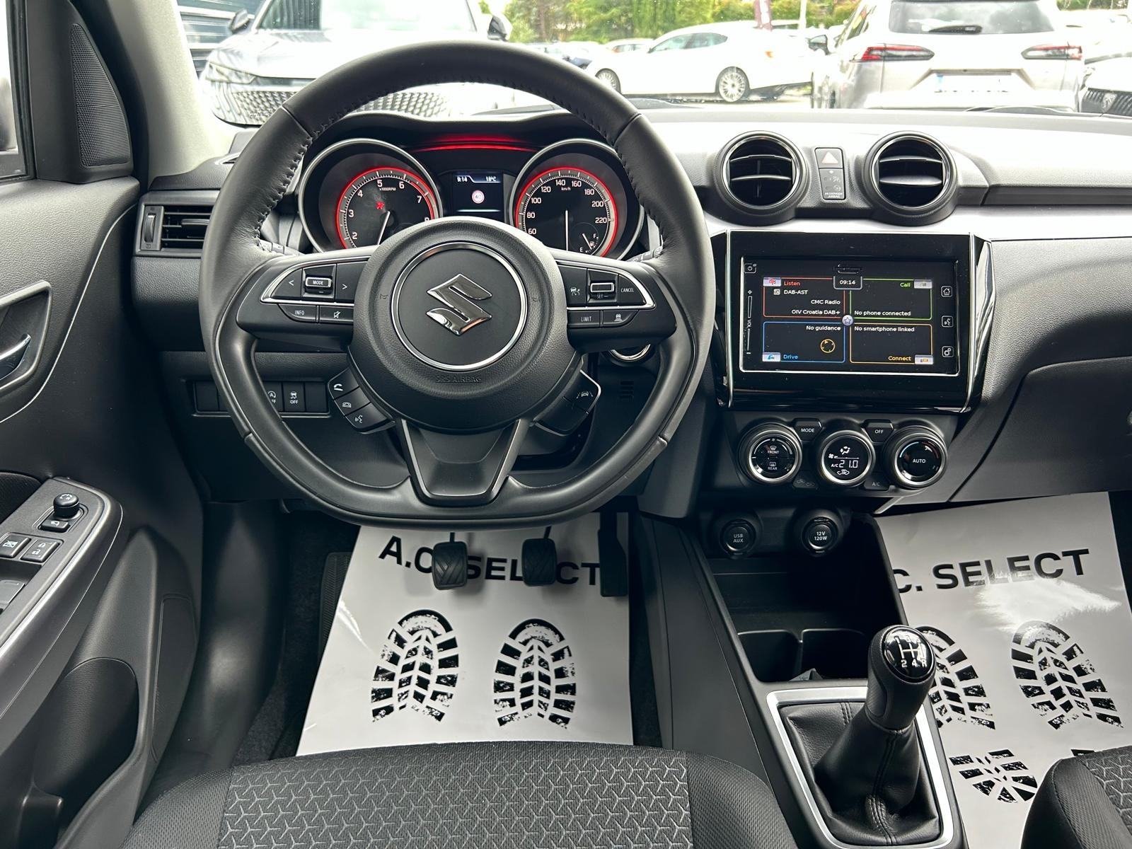 Suzuki Swift 1,2 HYBRID - 2023 - 20.000km - LED - GARANCIJA - REG1GOD, fotografija 10