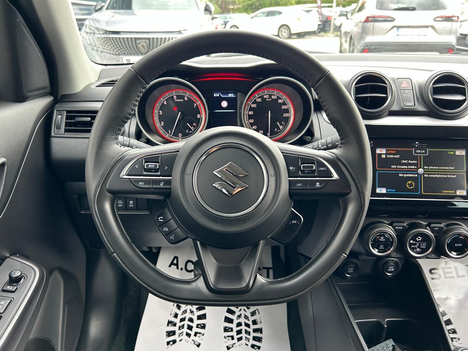Suzuki Swift 1,2 HYBRID - 2023 - 20.000km - LED - GARANCIJA - REG1GOD, fotografija 11