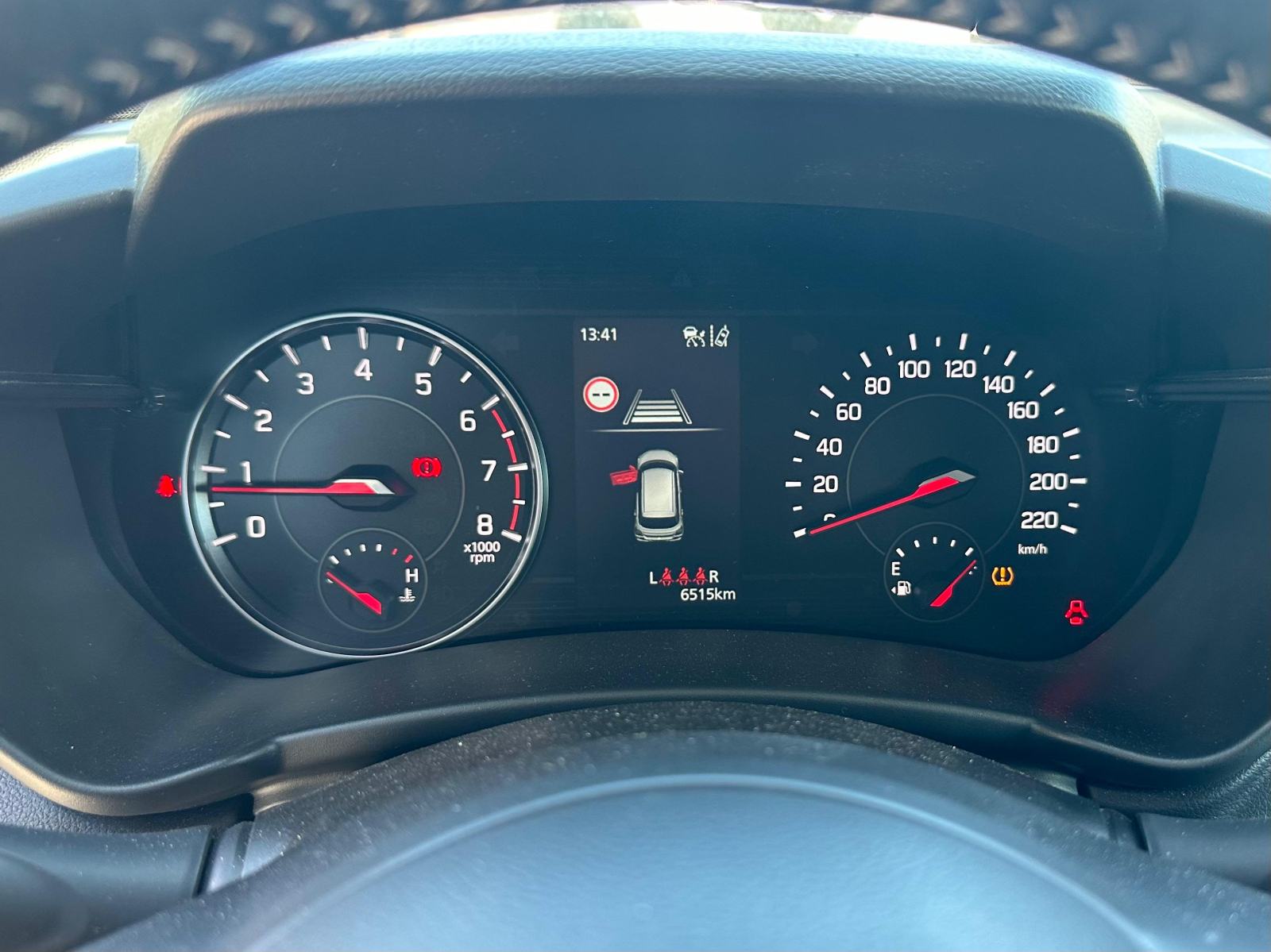 Suzuki Swift 1,2 GL+ Hybrid reg. 04/2027, fotografija 15