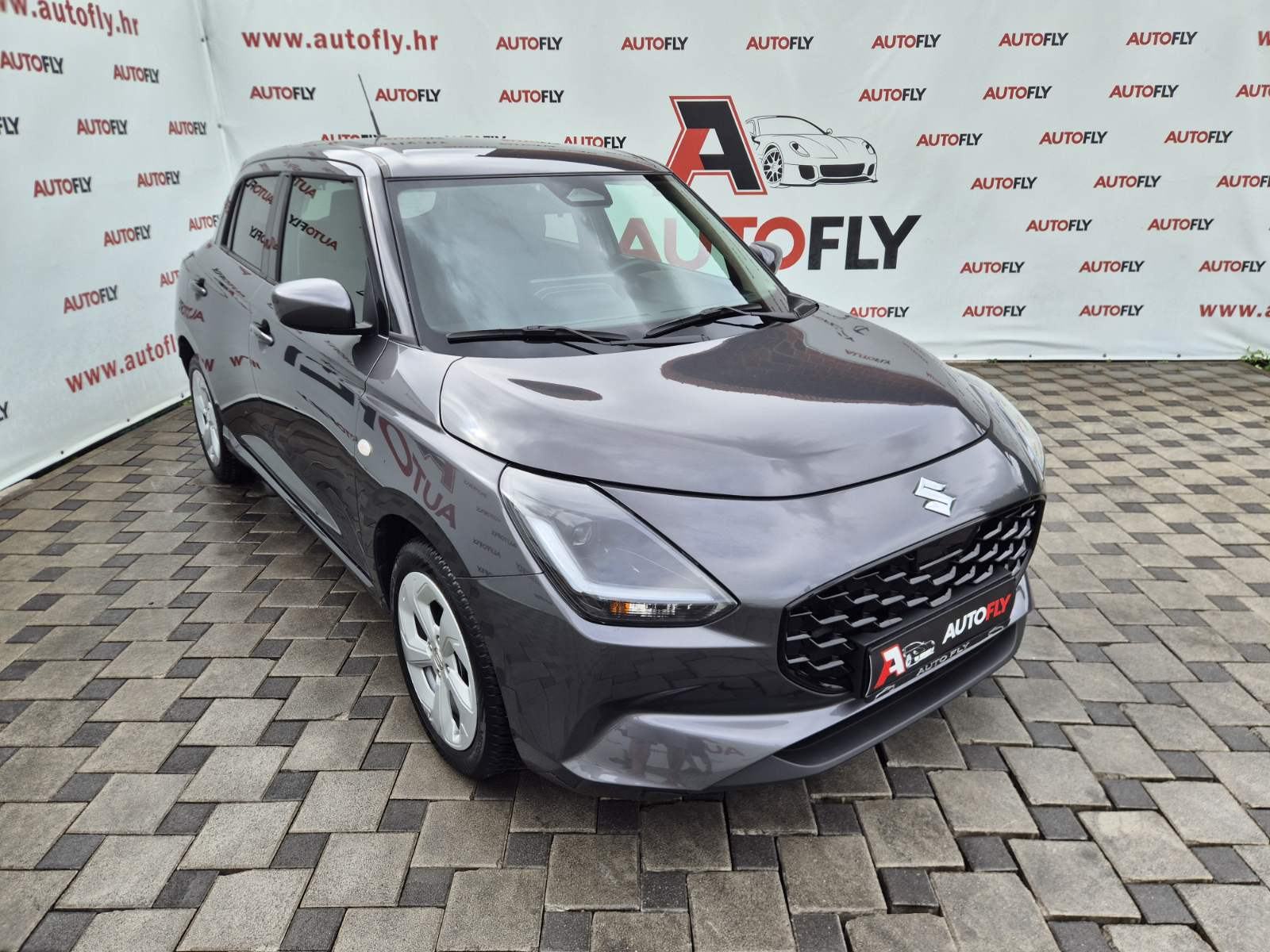 Suzuki Swift 1.2, Kamera, Keyless GO, Navigacija, u PDV-u, 16", fotografija 1