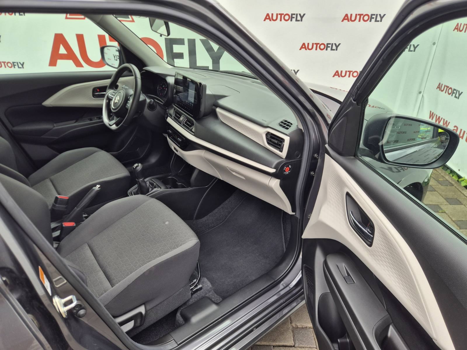 Suzuki Swift 1.2, Kamera, Keyless GO, Navigacija, u PDV-u, 16", fotografija 13