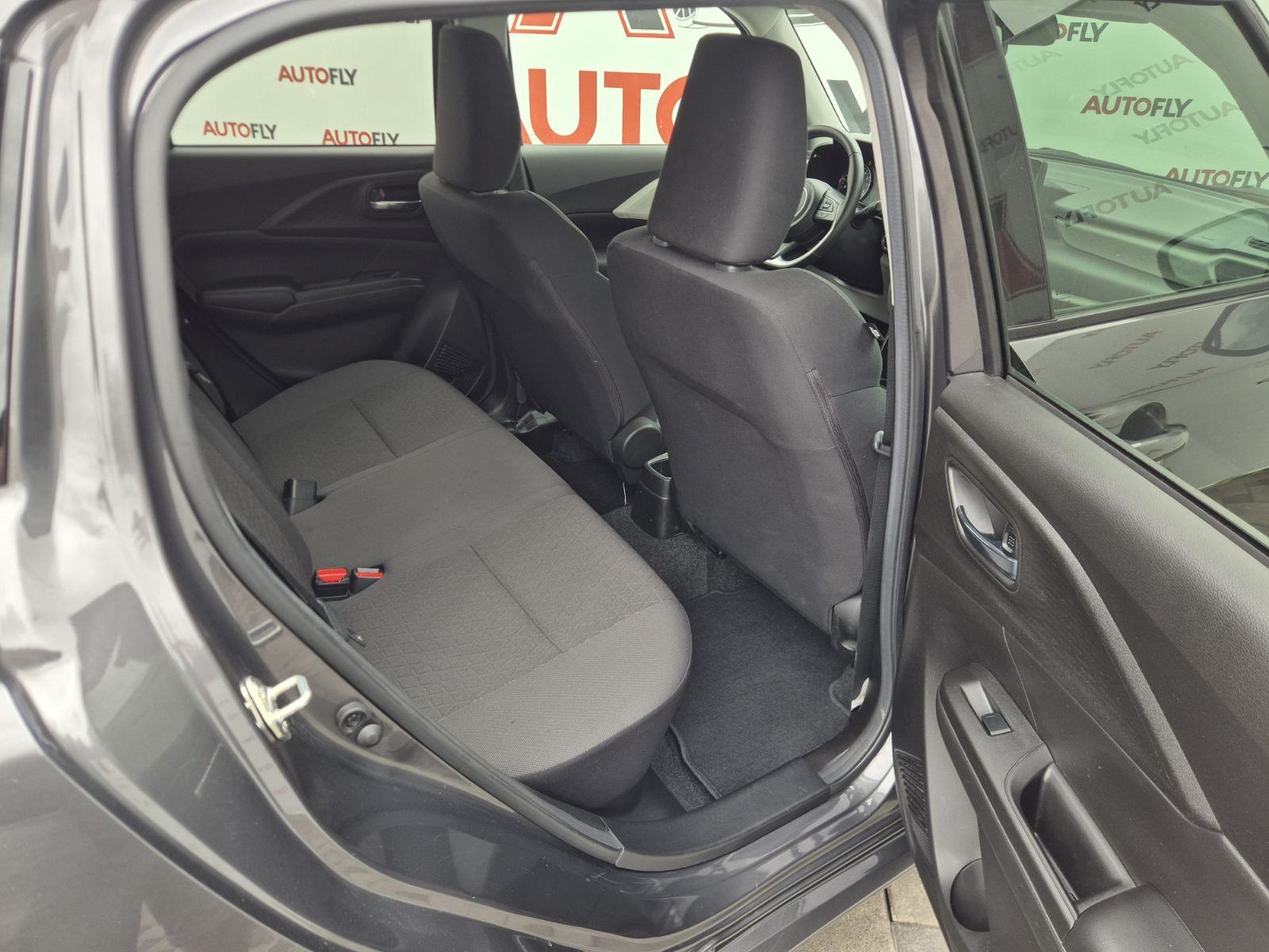 Suzuki Swift 1.2, Kamera, Keyless GO, Navigacija, u PDV-u, 16", fotografija 15