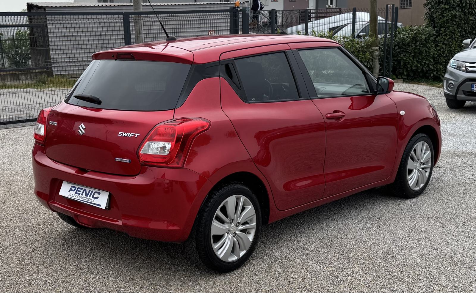 Suzuki Swift 1,2 = 113 000 km = KUPLJEN NOV U HR - KAMERA, fotografija 4