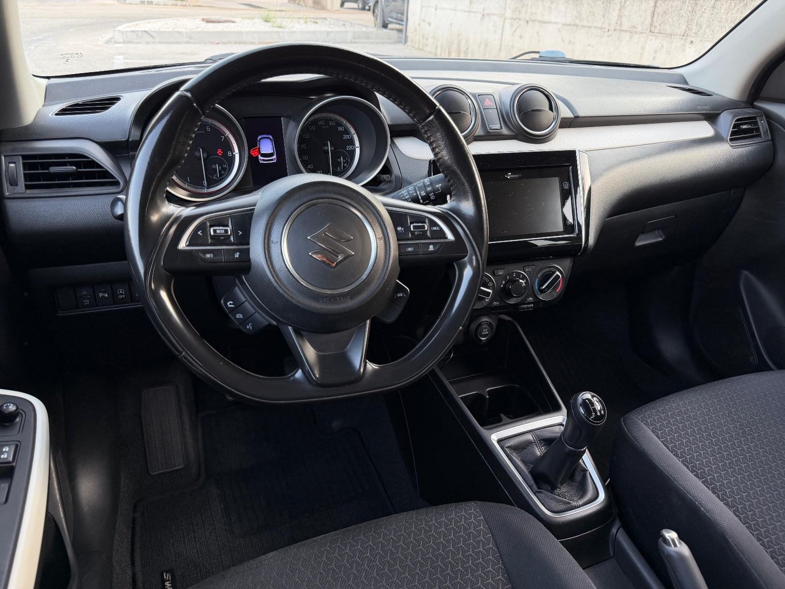 Suzuki Swift 1,2 GL + Hybrid Reg 03/27, fotografija 10