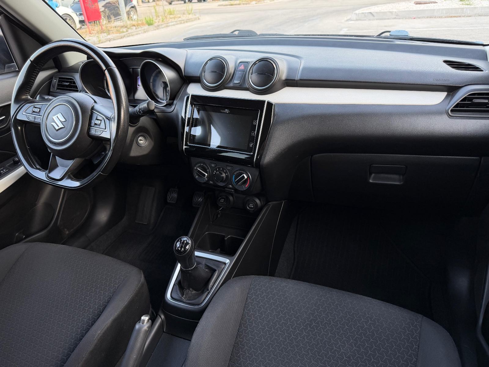 Suzuki Swift 1,2 GL + Hybrid Reg 03/27, fotografija 12