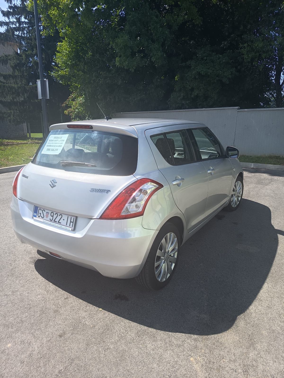 Suzuki Swift 1.3 ddis, fotografija 3
