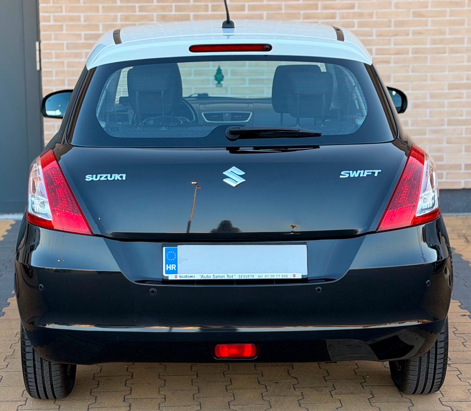 Suzuki Swift 1.3 DDIS•145Tkm•Park senzori•Kao nov•, fotografija 9