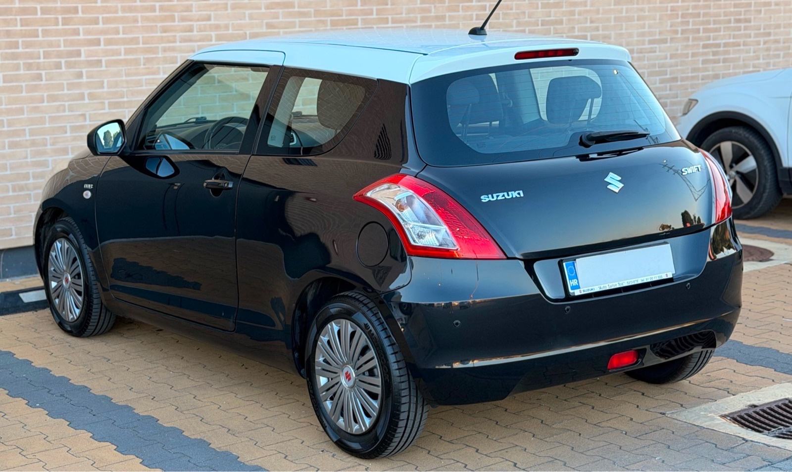 Suzuki Swift 1.3 DDIS•145Tkm•Park senzori•Kao nov•, fotografija 10