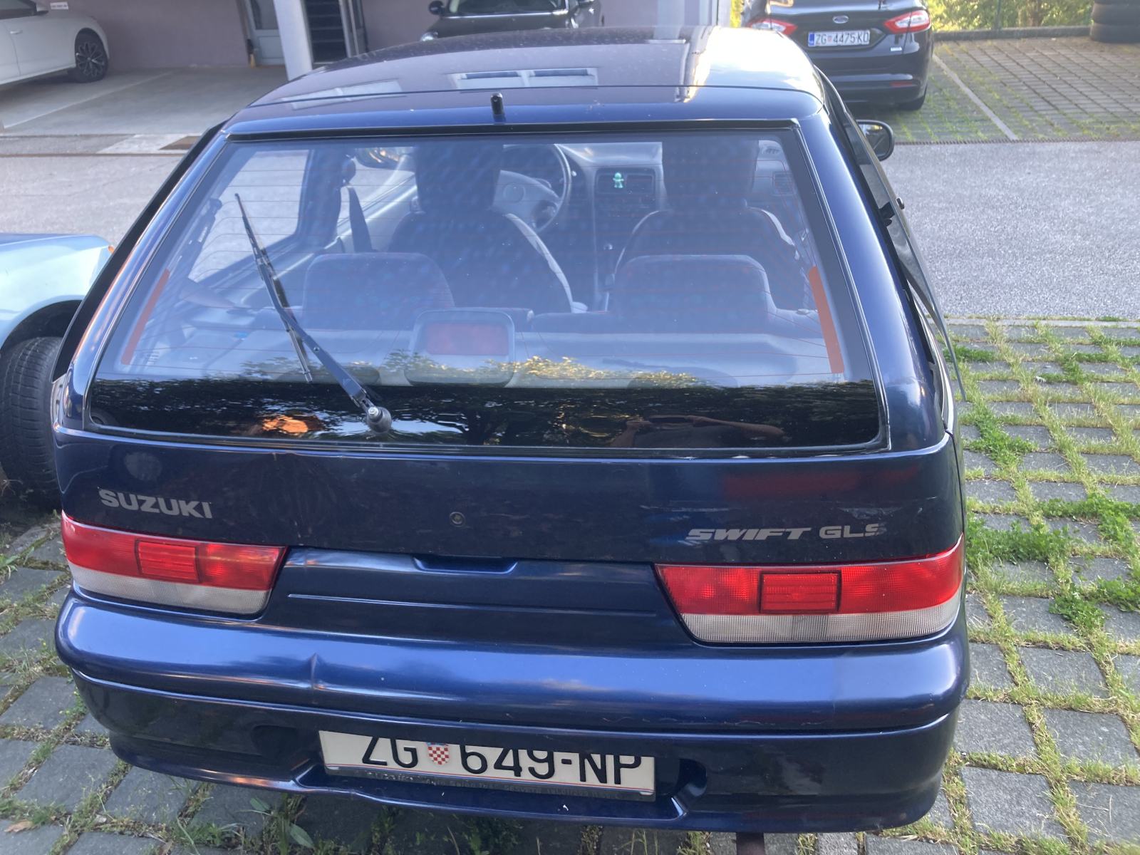Suzuki Swift 1.3 GLS, Prvi Vlasnik, Novoregistriran, ***94.000km***, fotografija 5