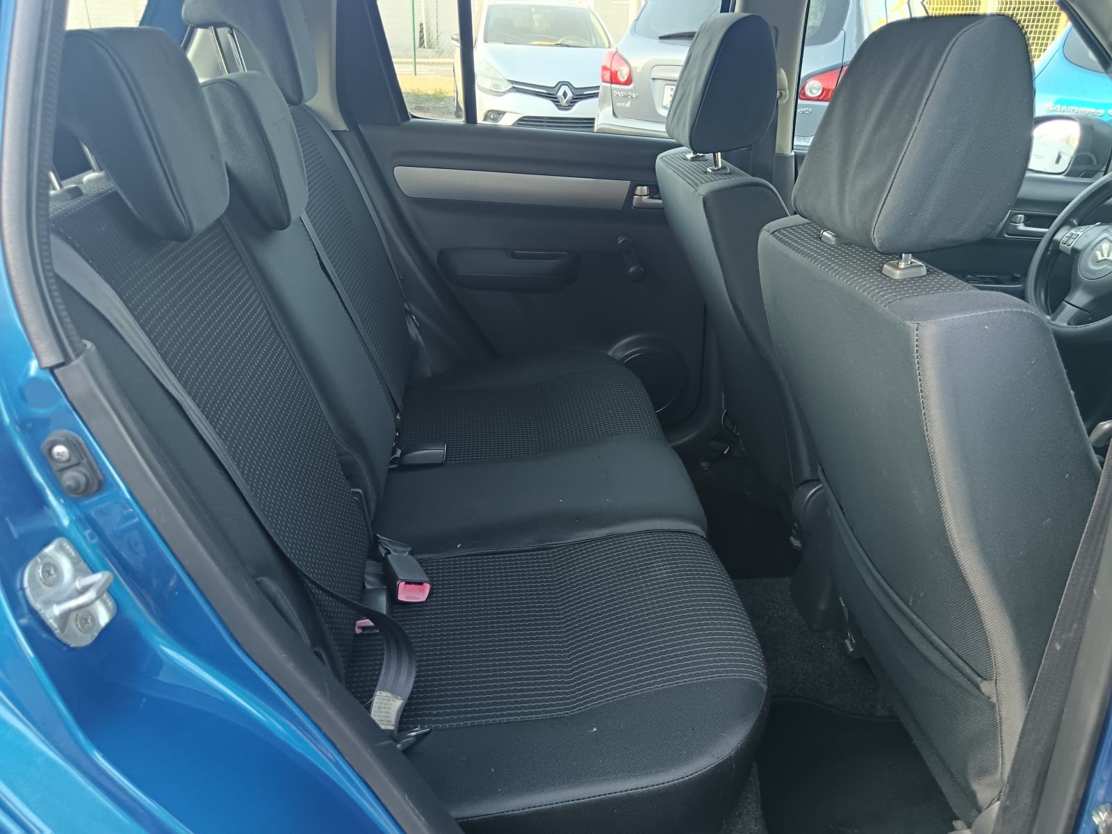 Suzuki Swift 1,3 GLX, fotografija 13