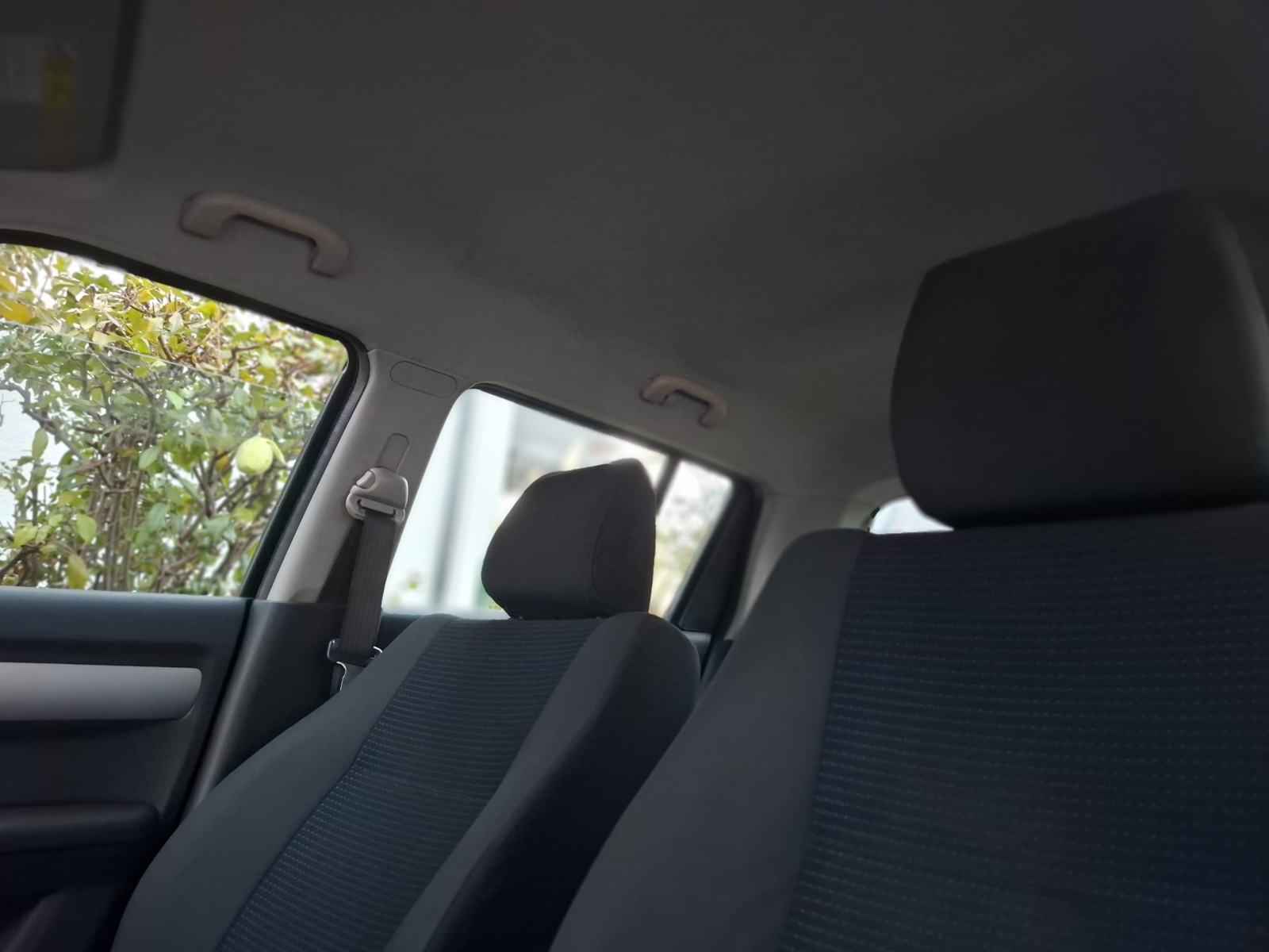 Suzuki Swift 1.3 i,POTVRDA O KM, REG. 8/2027. VRHUNSKI !, fotografija 15