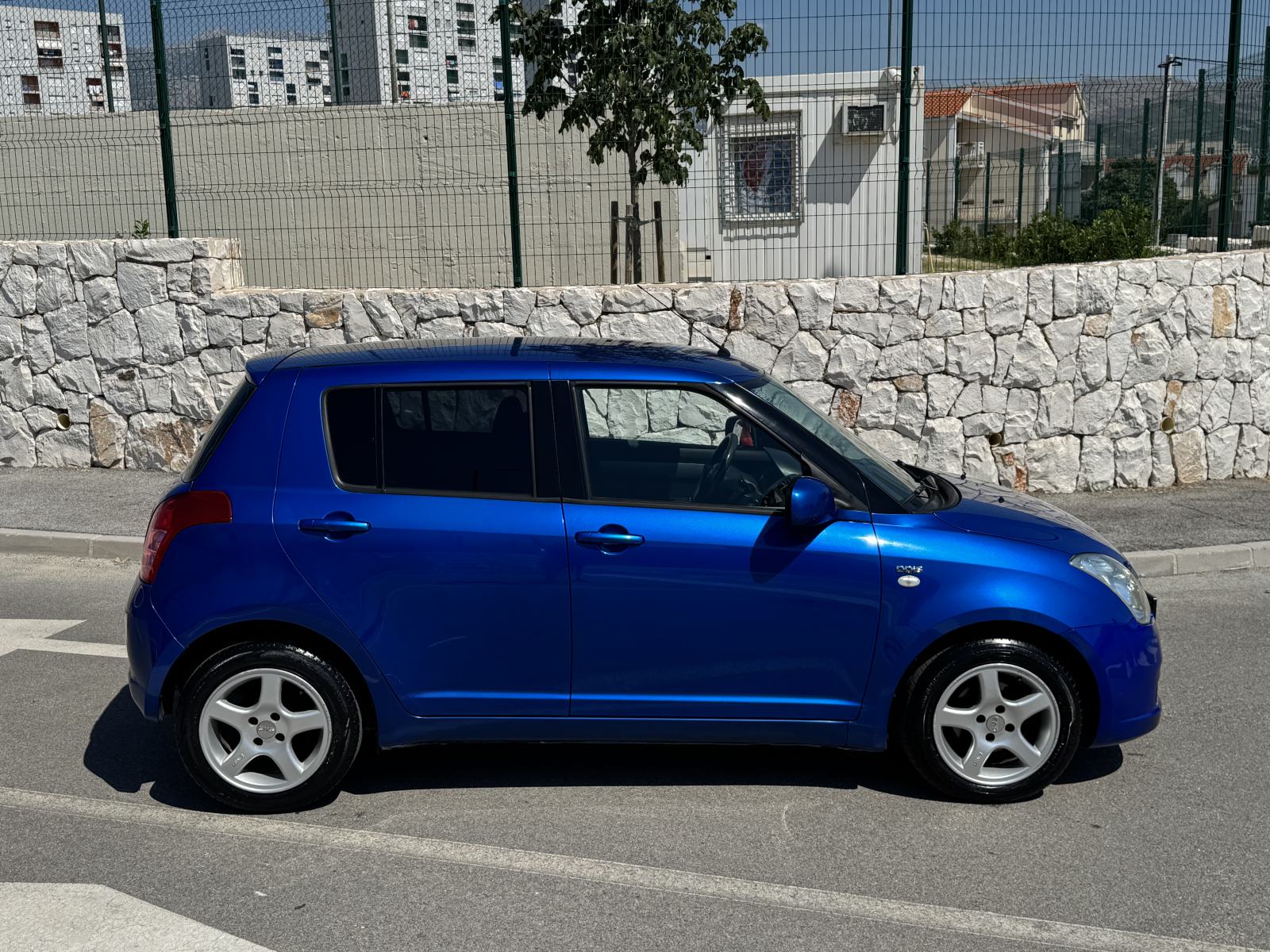Suzuki Swift 1,3dds ( Dizell) ### 150 000km ###, pogled izvana - slika 4
