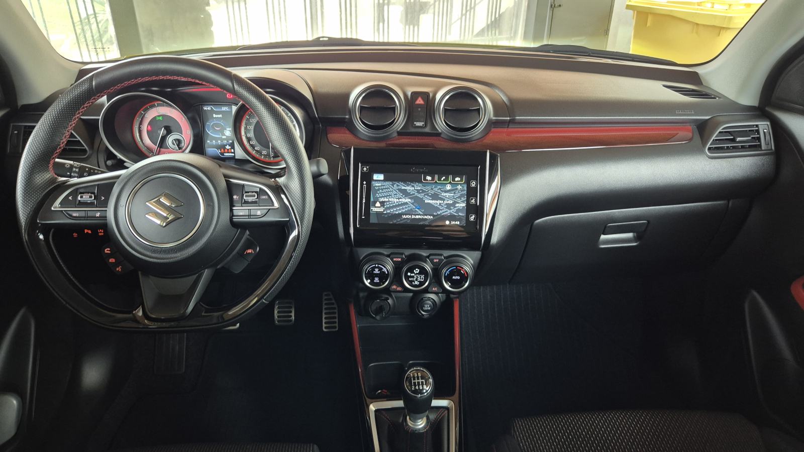 Suzuki Swift 1.4 Sport 2WD Hybrid, fotografija 9
