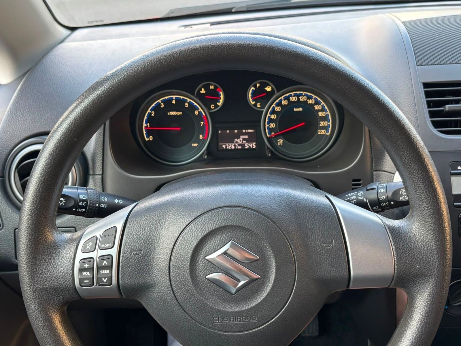 Suzuki SX4, 1.5 benzin, 1. Vlasnik, samo 47ooo kilometara, NOVO, NOVO!, fotografija 13