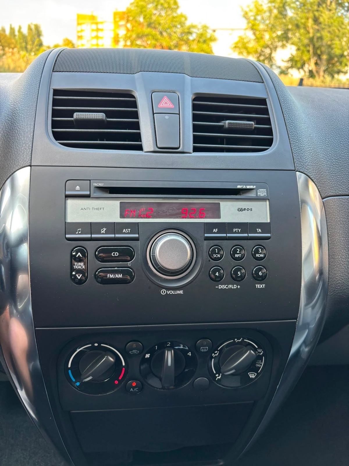 Suzuki SX4, 1.5 benzin, 1. Vlasnik, samo 47ooo kilometara, NOVO, NOVO!, fotografija 14