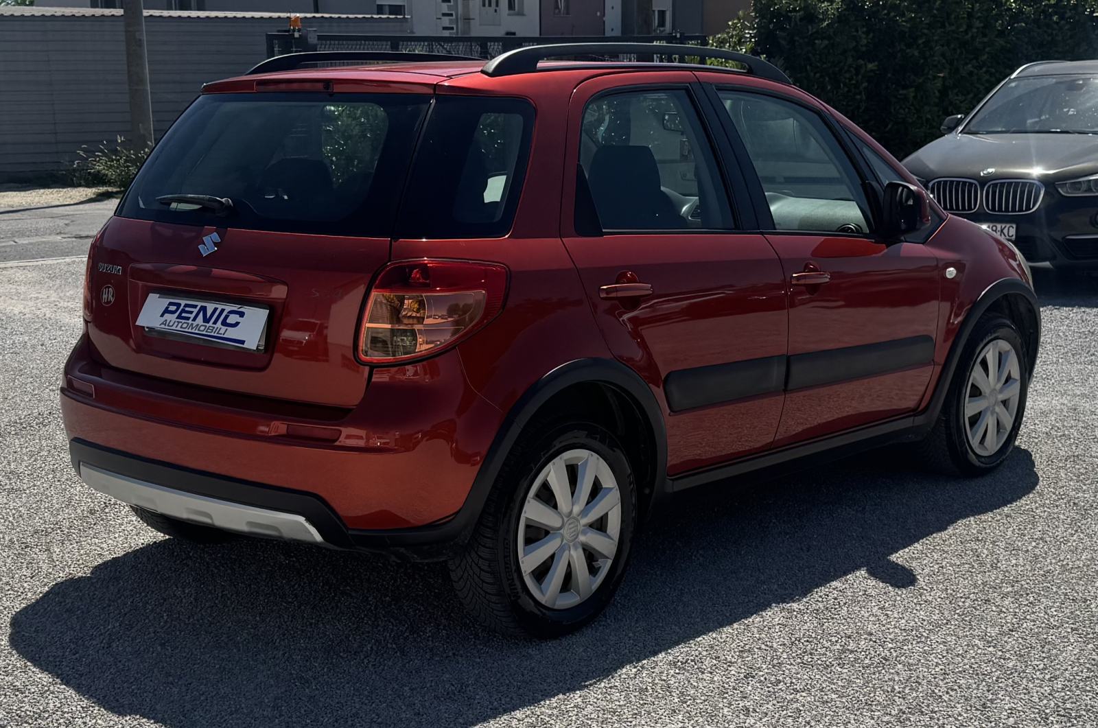Suzuki SX4 1,5 - Kupljen nov u HR - Izvrsno stanje, fotografija 4