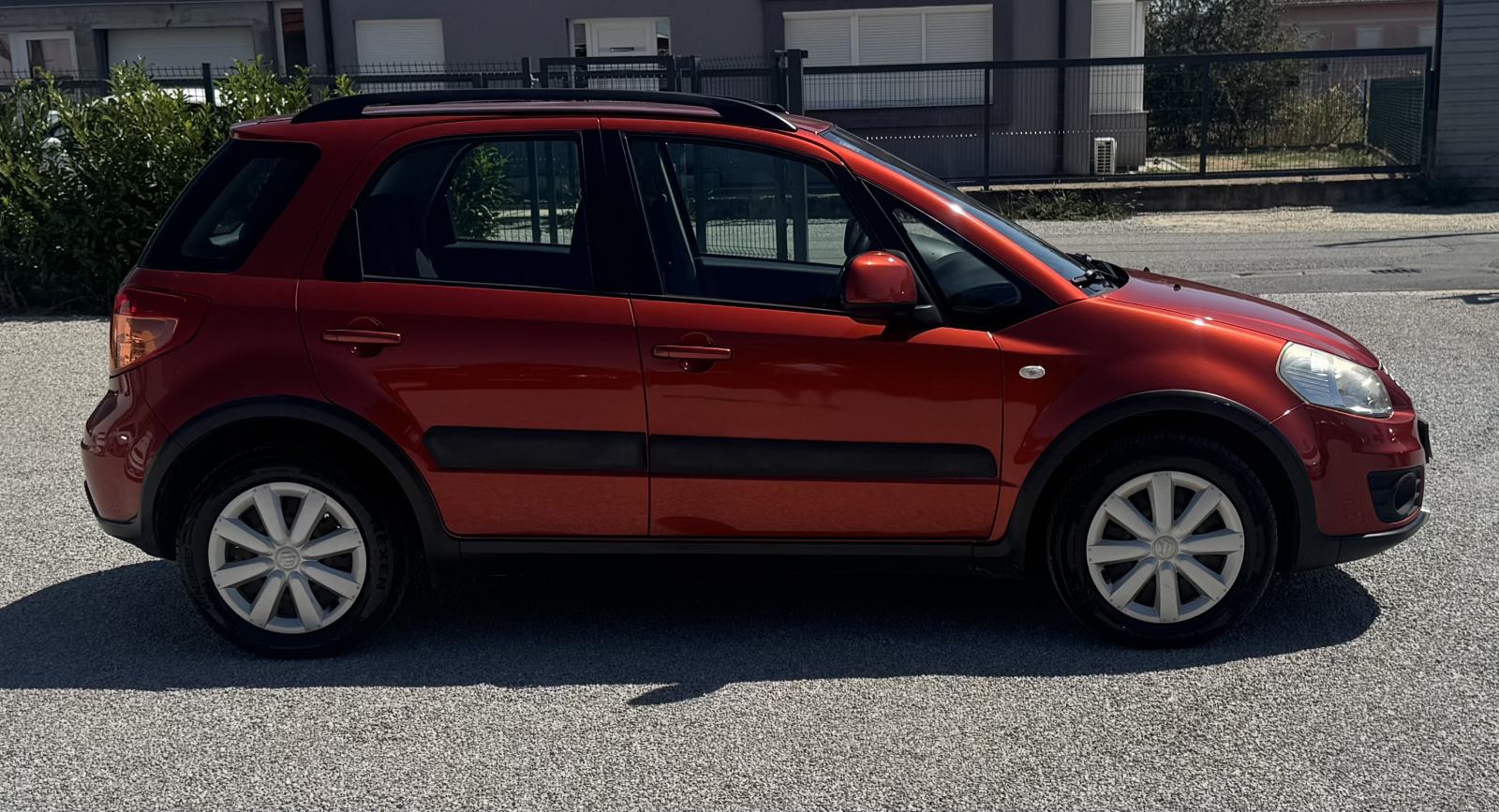 Suzuki SX4 1,5 - Kupljen nov u HR - Izvrsno stanje, fotografija 6