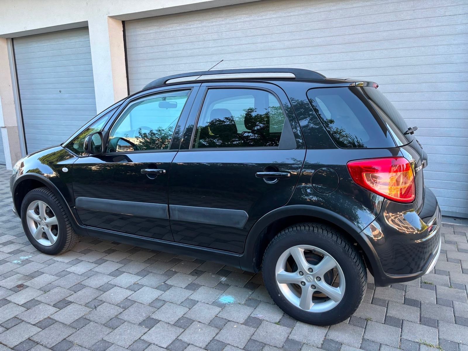 Suzuki SX4, 1.6 benzin, 4×4, 1. Vlasnik, samo 125ooo kilometara, NOVO!, fotografija 3