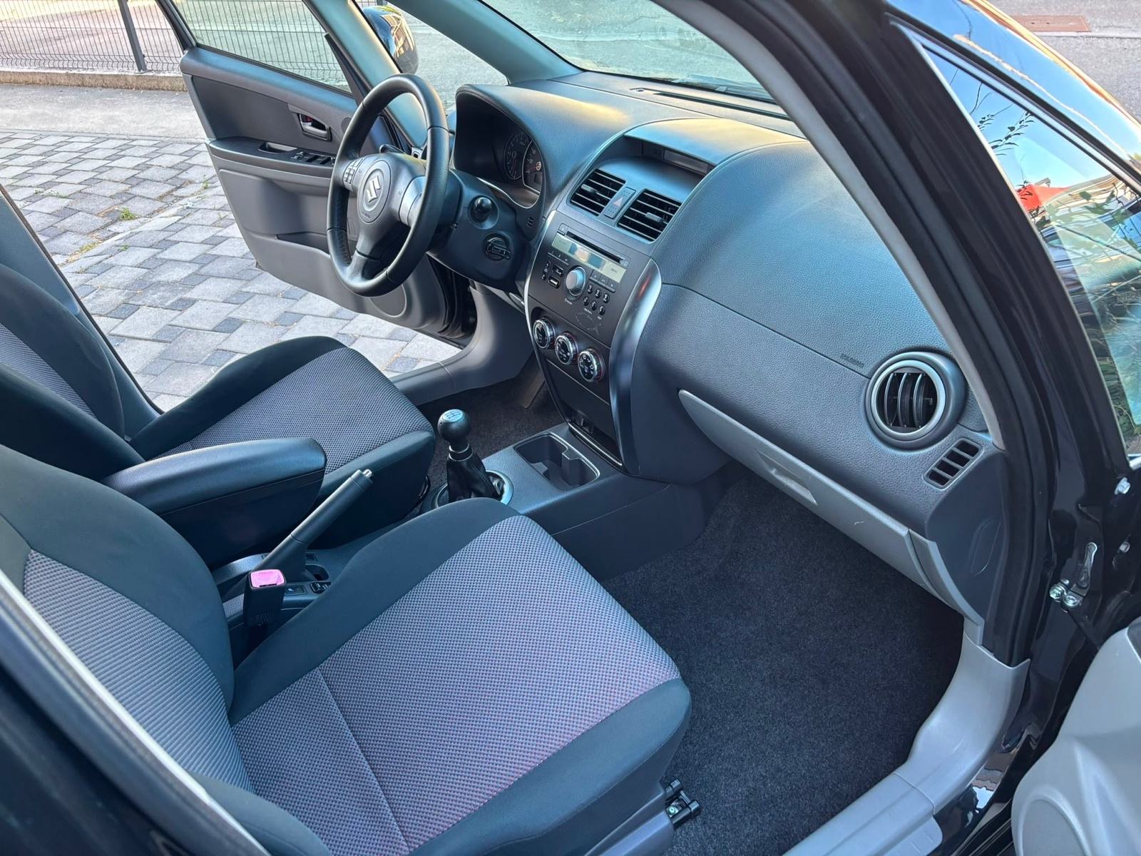 Suzuki SX4, 1.6 benzin, 4×4, 1. Vlasnik, samo 125ooo kilometara, NOVO!, fotografija 17