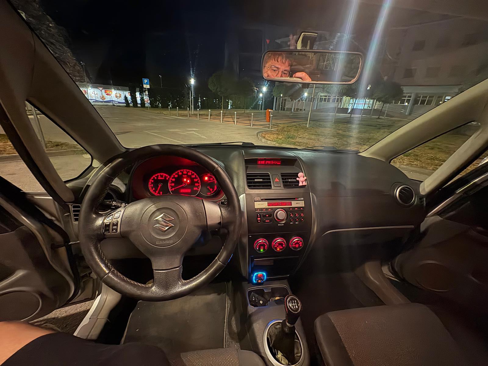 Suzuki SX4 1,6 GS,4x4, fotografija 10