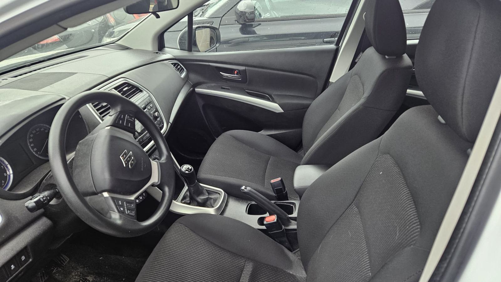 Suzuki SX4 S-Cross 1.0 2017 / REG. 7/26., fotografija 8