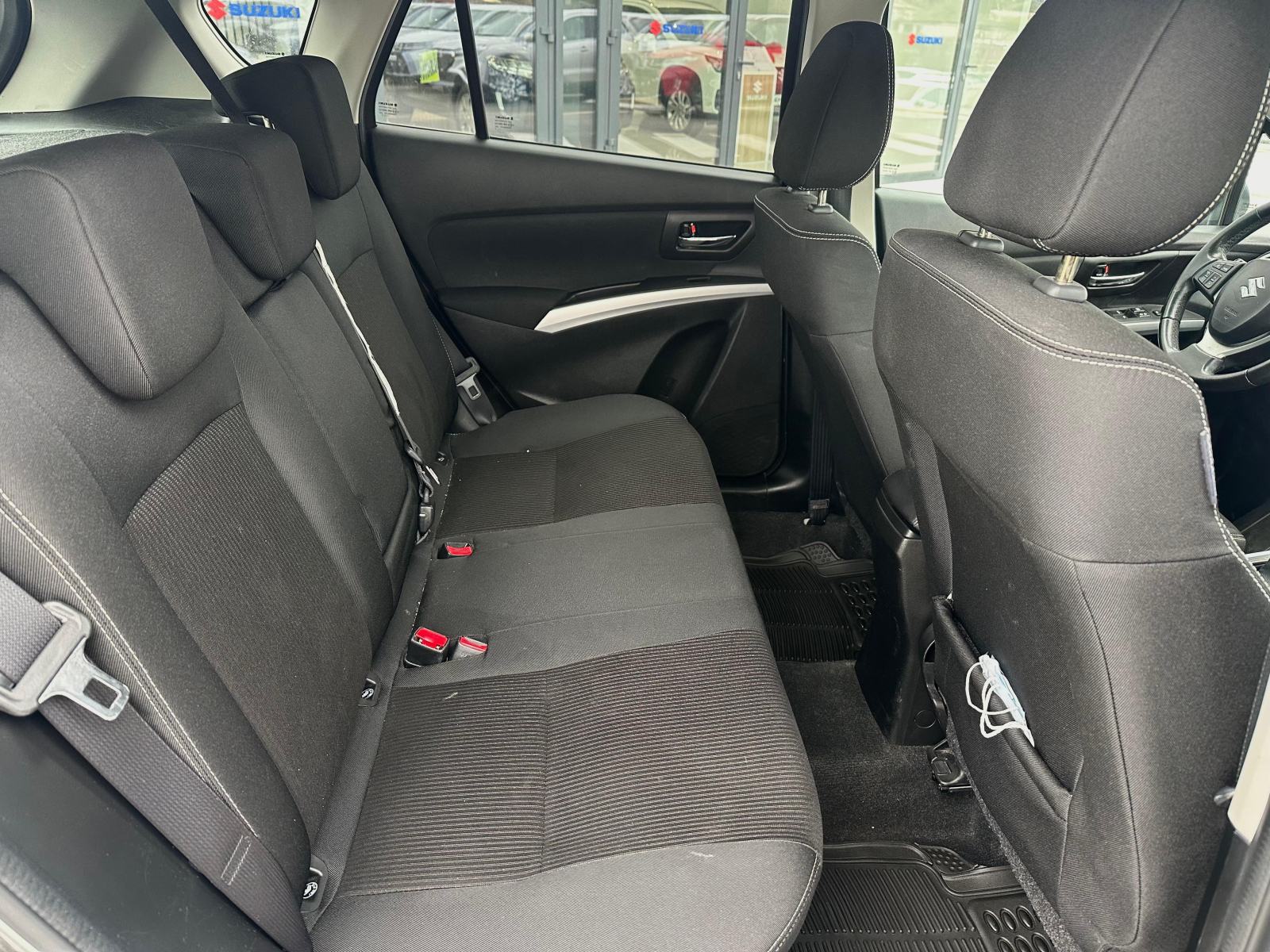 Suzuki SX4 S-Cross 1.0 GL+ (098 940 2570), fotografija 14