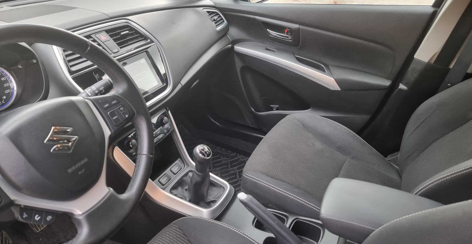 Suzuki SX4 S-Cross 1.0 GL+Premium "Nije uvoz", fotografija 6