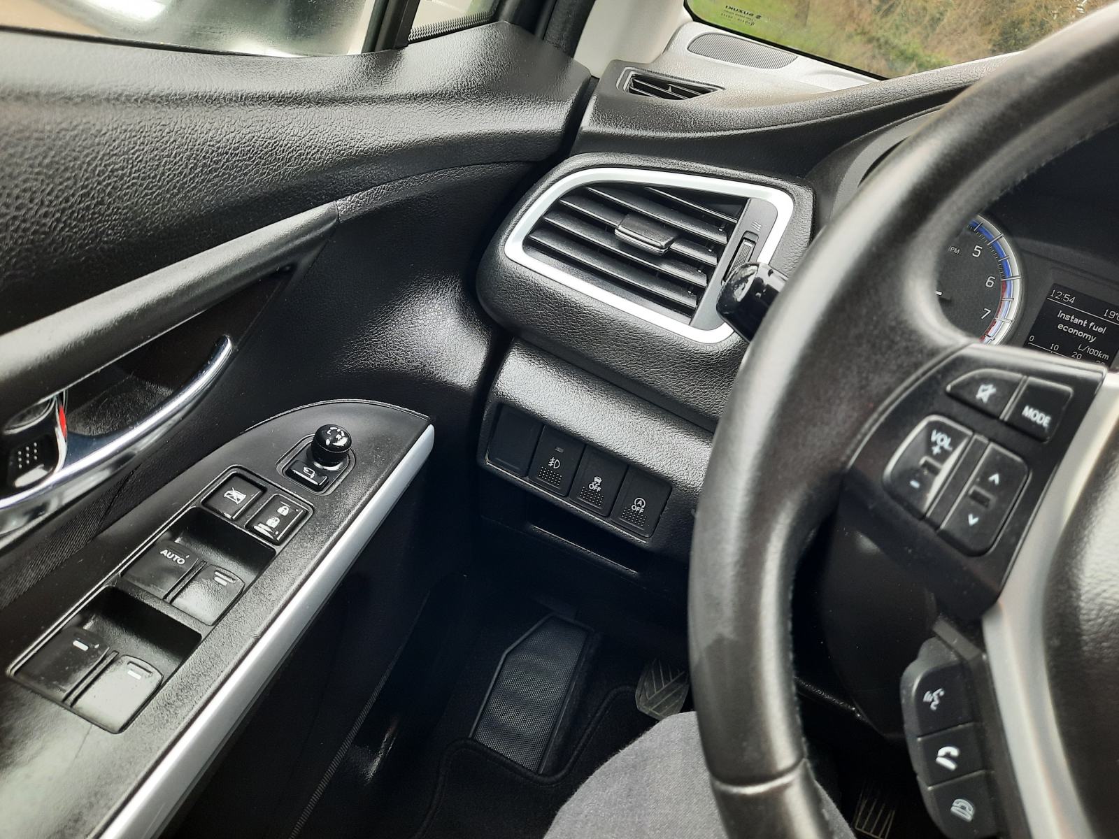 Suzuki SX4 S-Cross1.0-REGA,GARANCIJA,SERVIS,NIJE UVOZ,SERVISNA,ODLIČAN, fotografija 9
