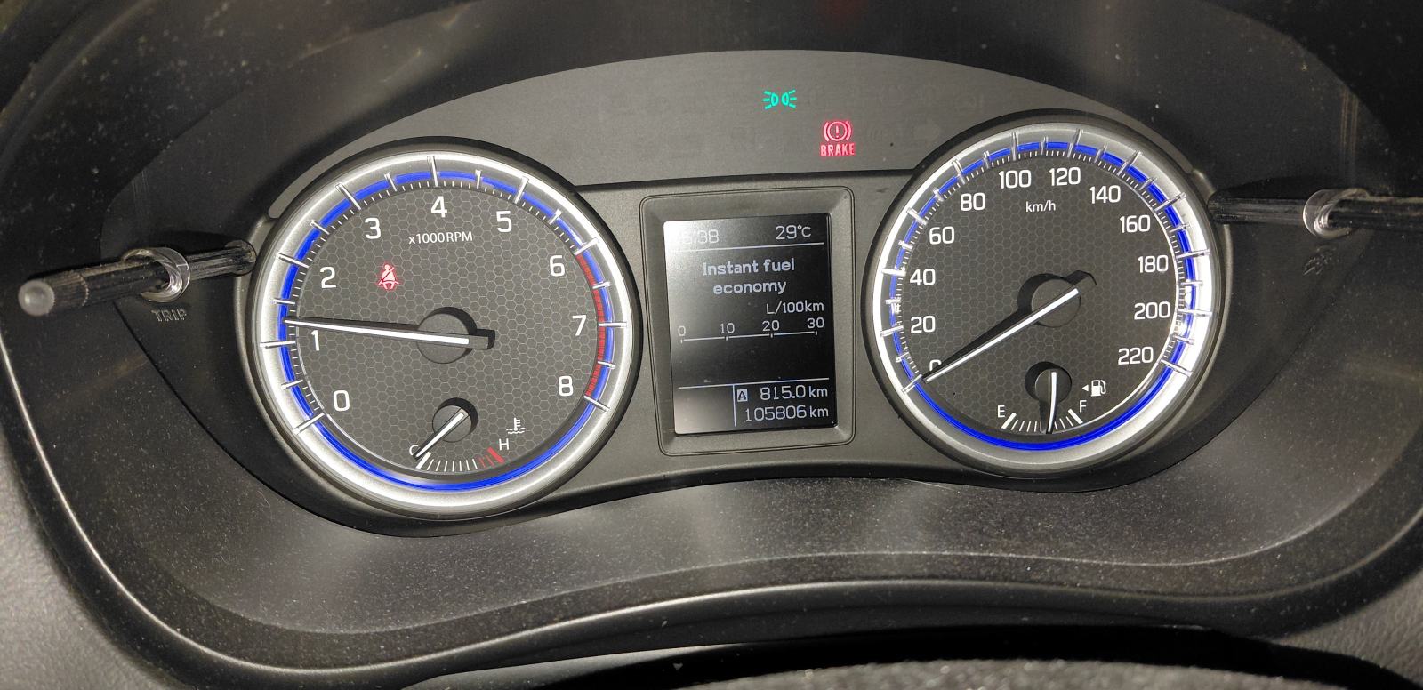 Suzuki SX4 S-Cross 1.0 oprema GL+, fotografija 10