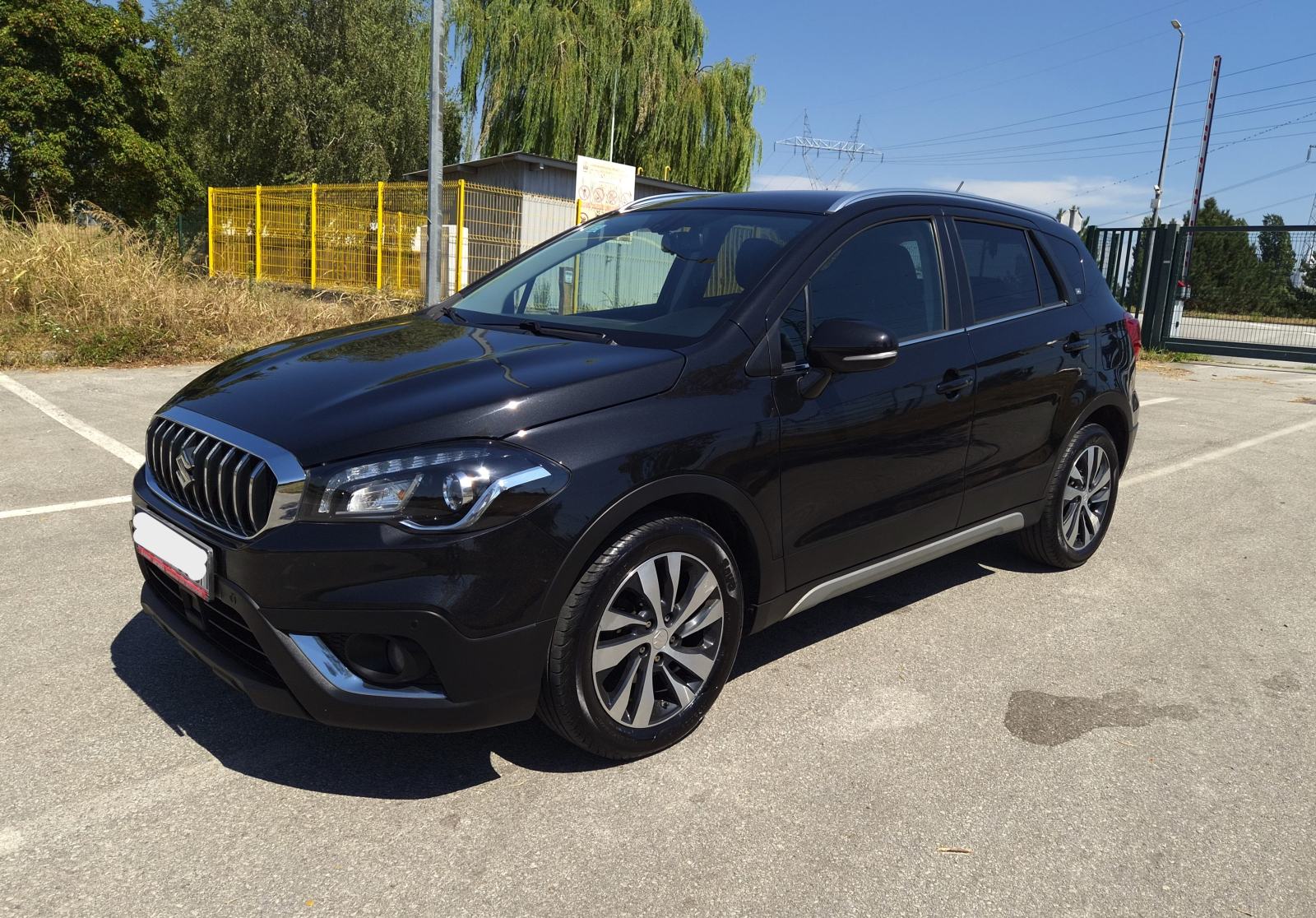 Suzuki SX4 S-Cross 1,4 **107 000 KM **NIJE UVOZ **FUUL OPREMA**ODLIČAN, fotografija 2