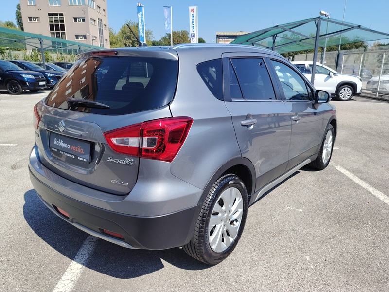 Suzuki SX4 S-Cross 1,4 4WD PREMIUM (GL+), fotografija 3